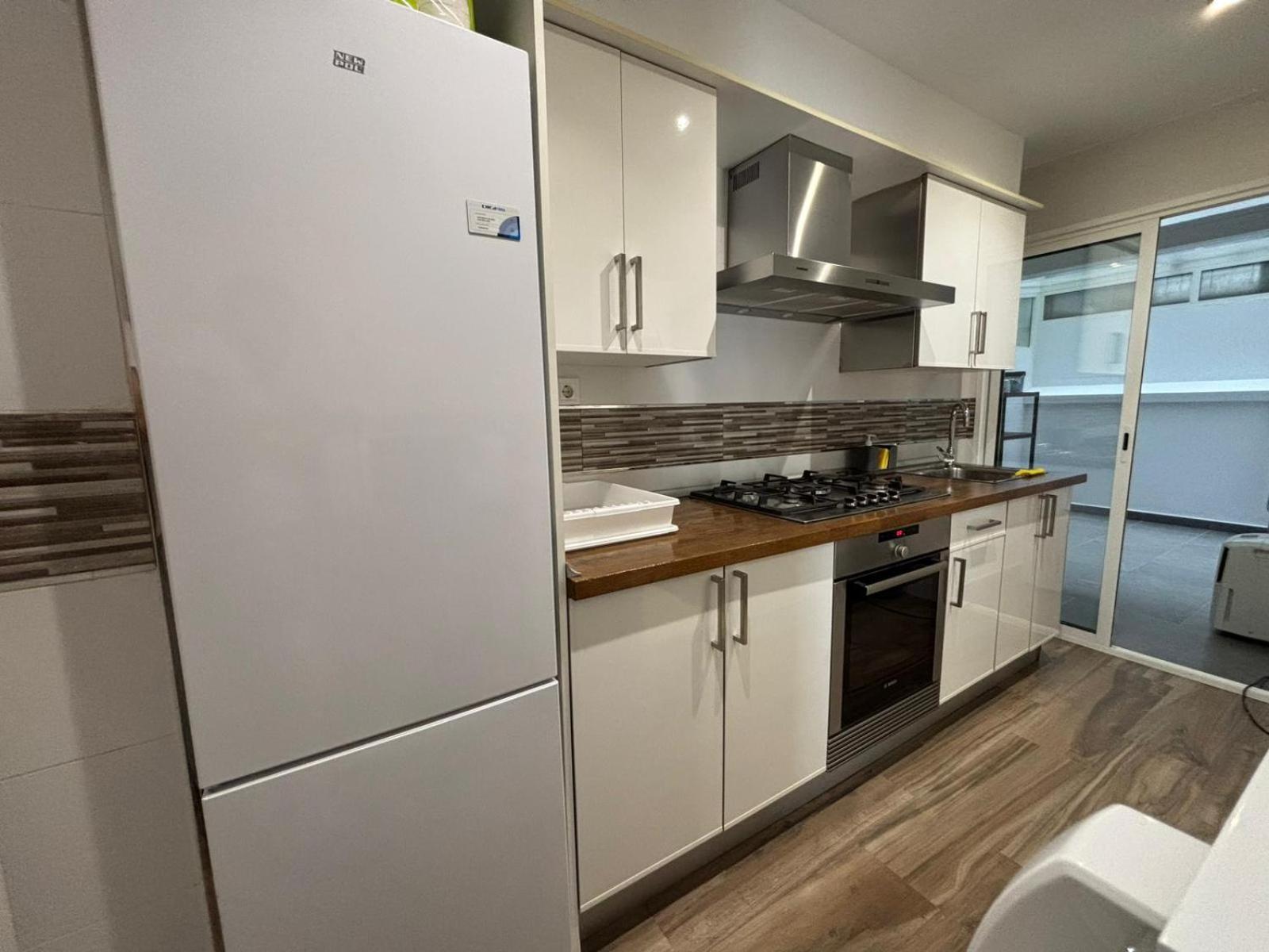 Apartamentos Africa Миядойро Екстериор снимка